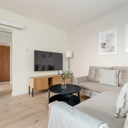 Odziezowa - Unique Estetino